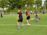 Laatste training S.K.N.W.K. JO9-1 van seizoen 2022-2023 (partijtje tegen de ouders) (9/178)